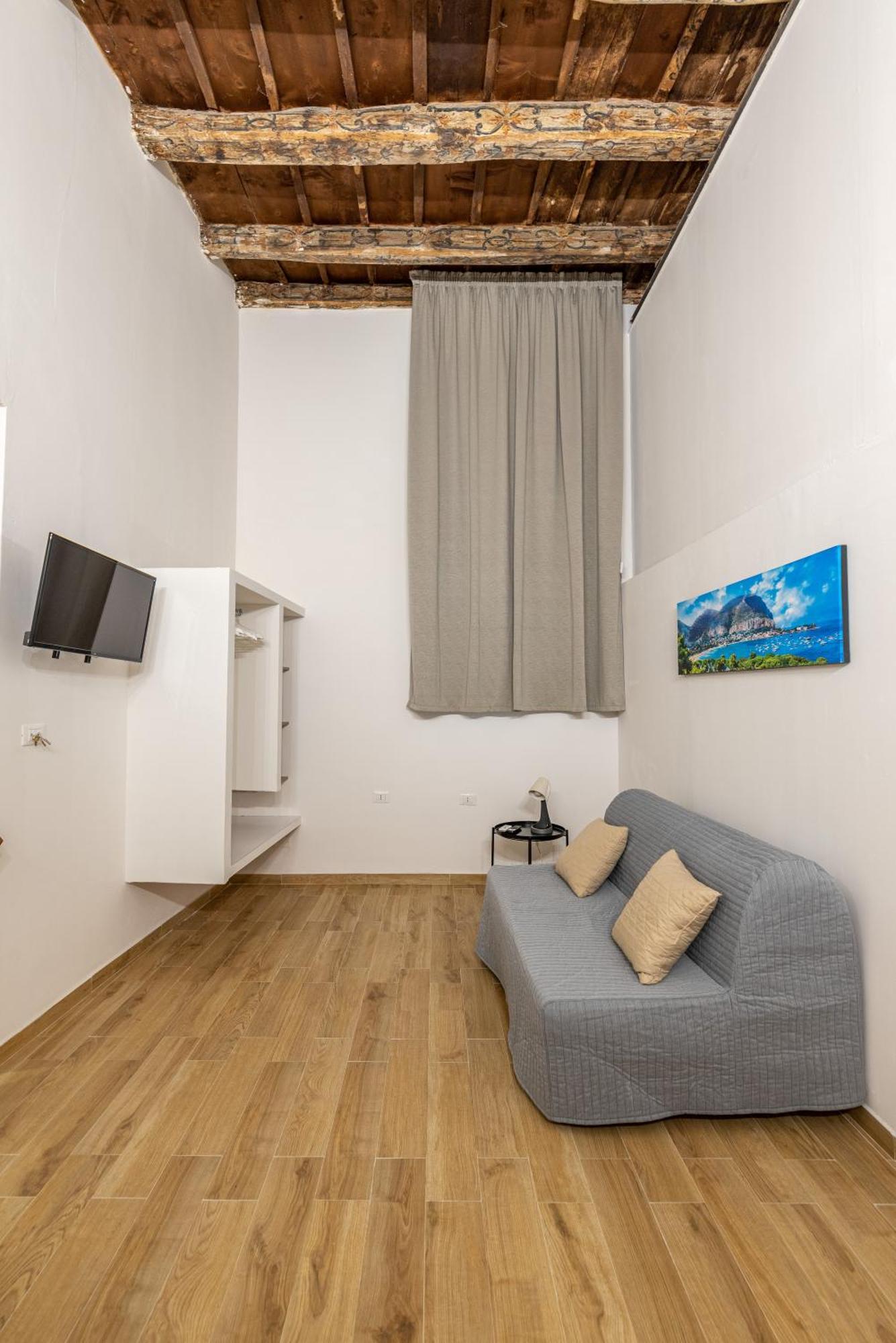 Quattro Canti Rooms Palermo Exterior photo